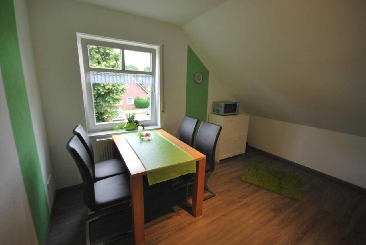 Ferienwohnung Rossis Nuest, 31516 Uplengen 외부 사진